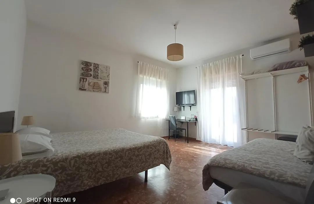 Bed & Breakfast Fontanarossa Airport -Private Parking--1