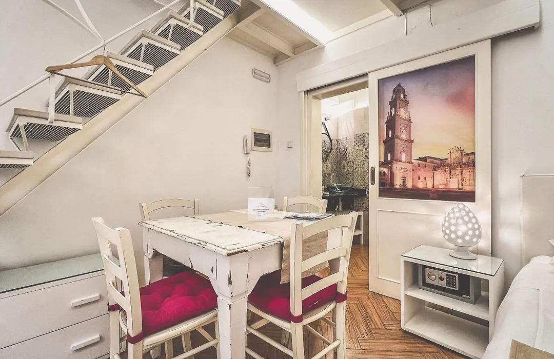 Cadelli Luxury Suite & Apartments-1