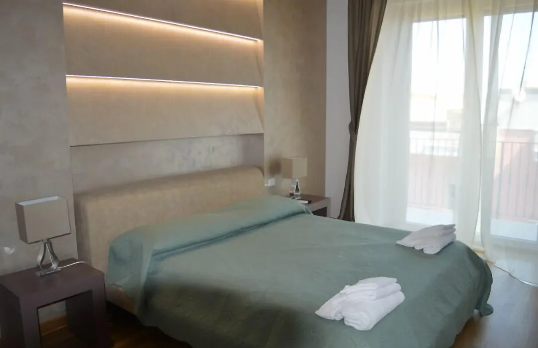 B&B Jolie Center-1