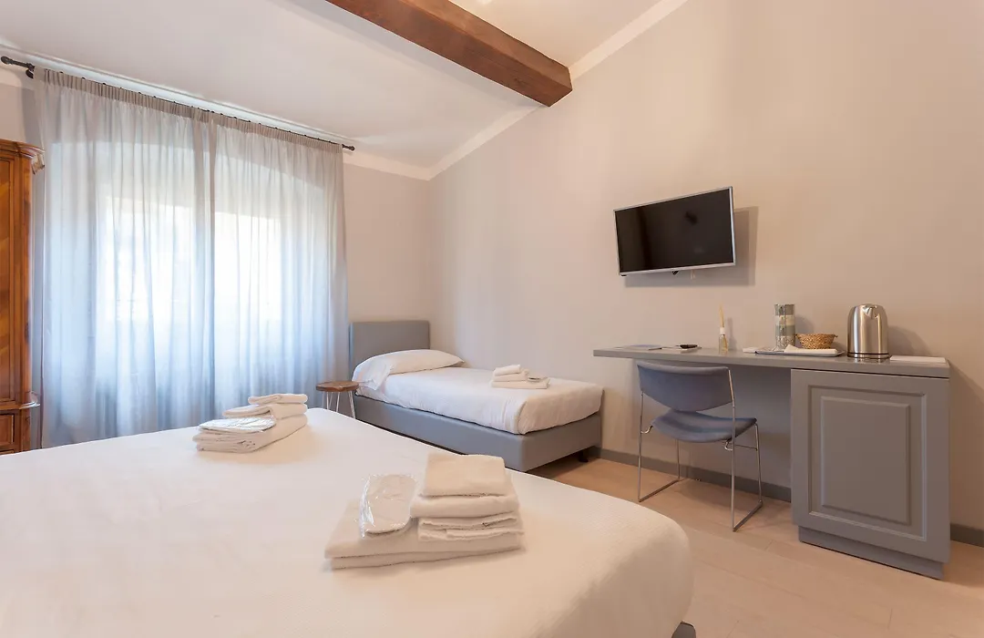 Santo Spirito Venti - Design Rooms In Florence Near Ponte Vecchio & Palazzo Pitti-1