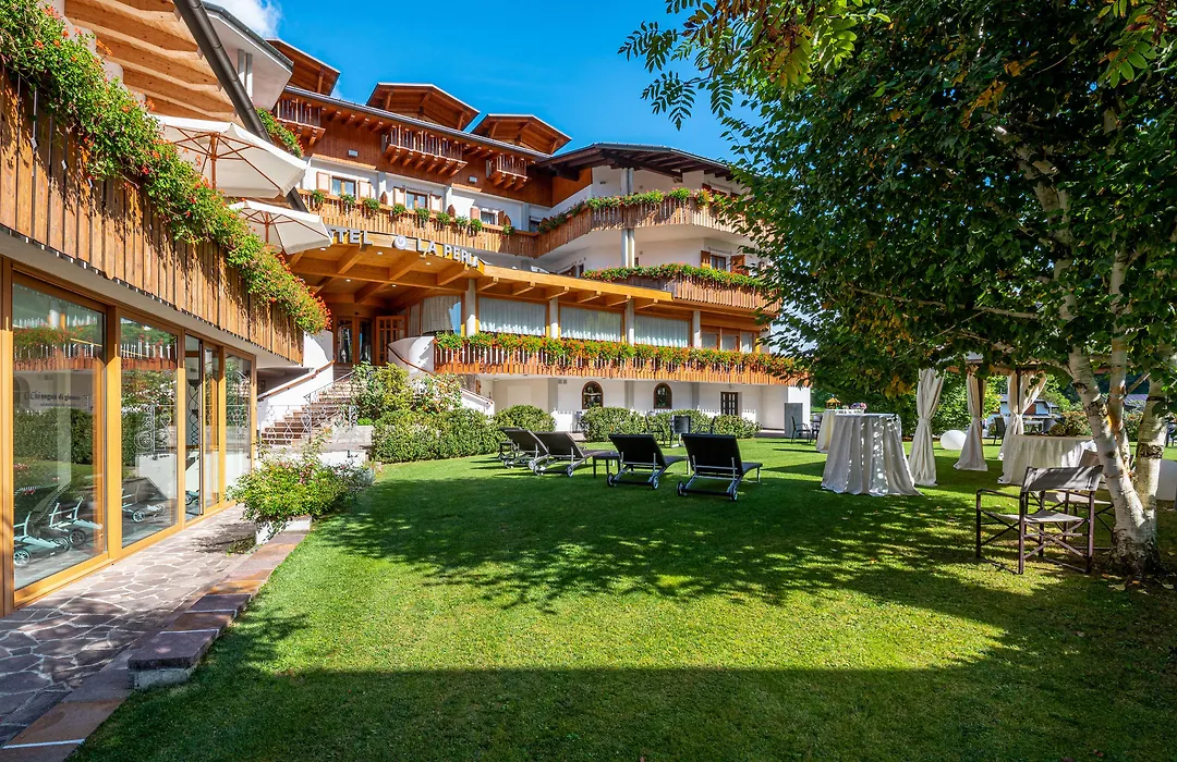 Hotel La Perla-1