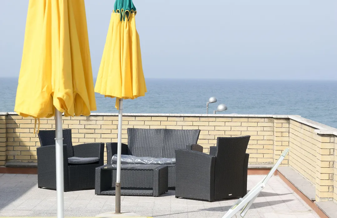 Alex & Lorenz Hotel-1