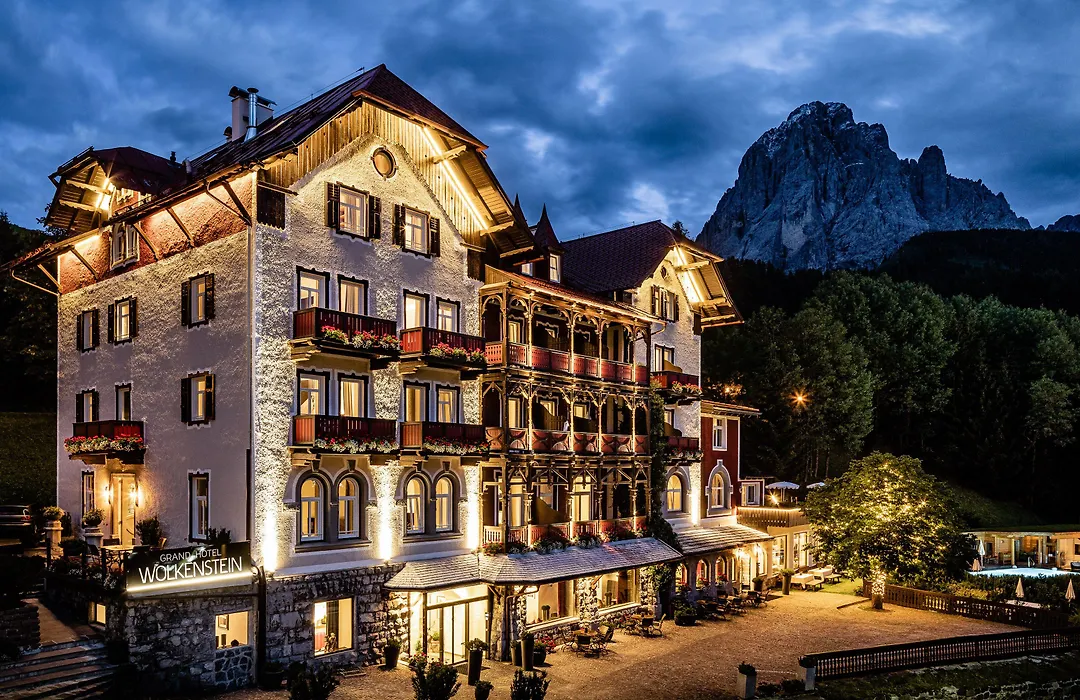 Grand Hotel Wolkenstein-1