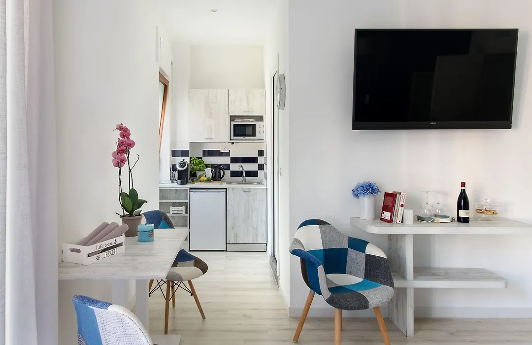 Les Suites Des Tout Le Monde-1