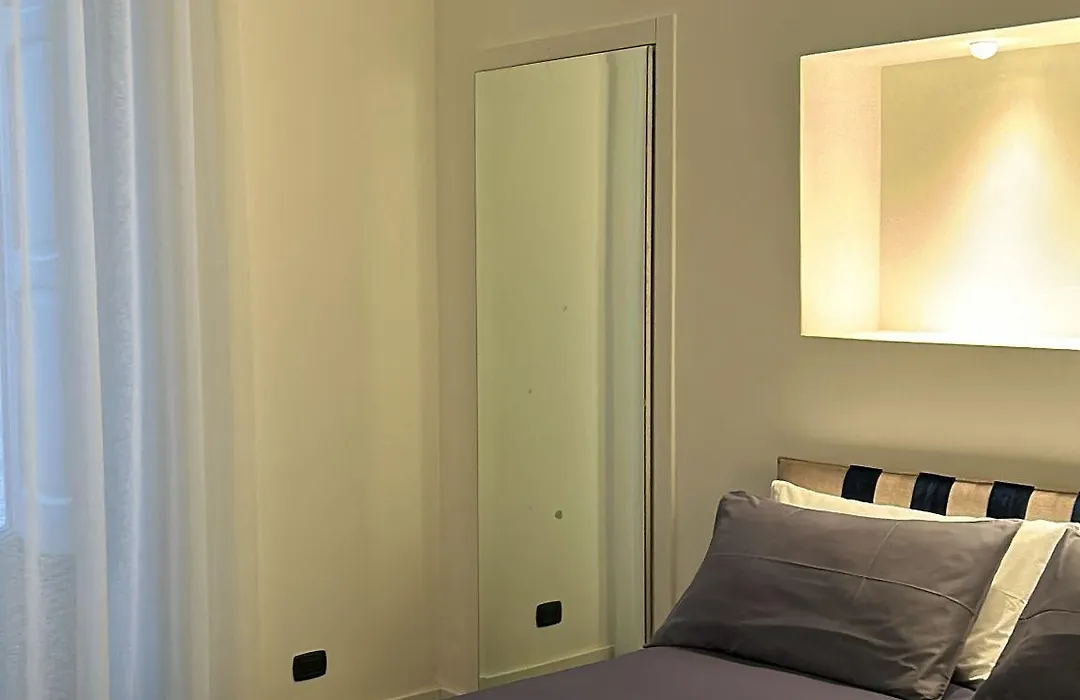 Re Nasone Rooms In Naples-1