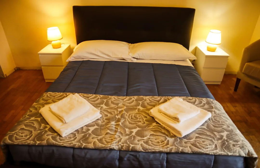 Florence Rooms Novella-1