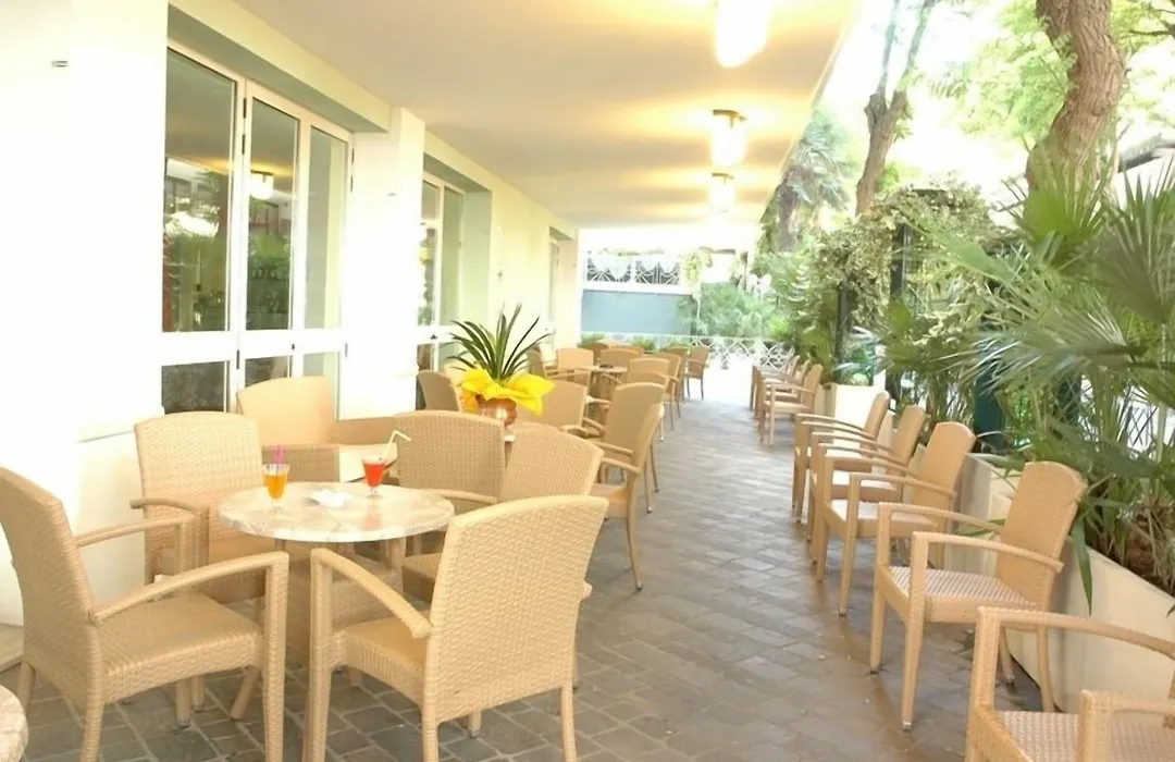Hotel Plaza-1