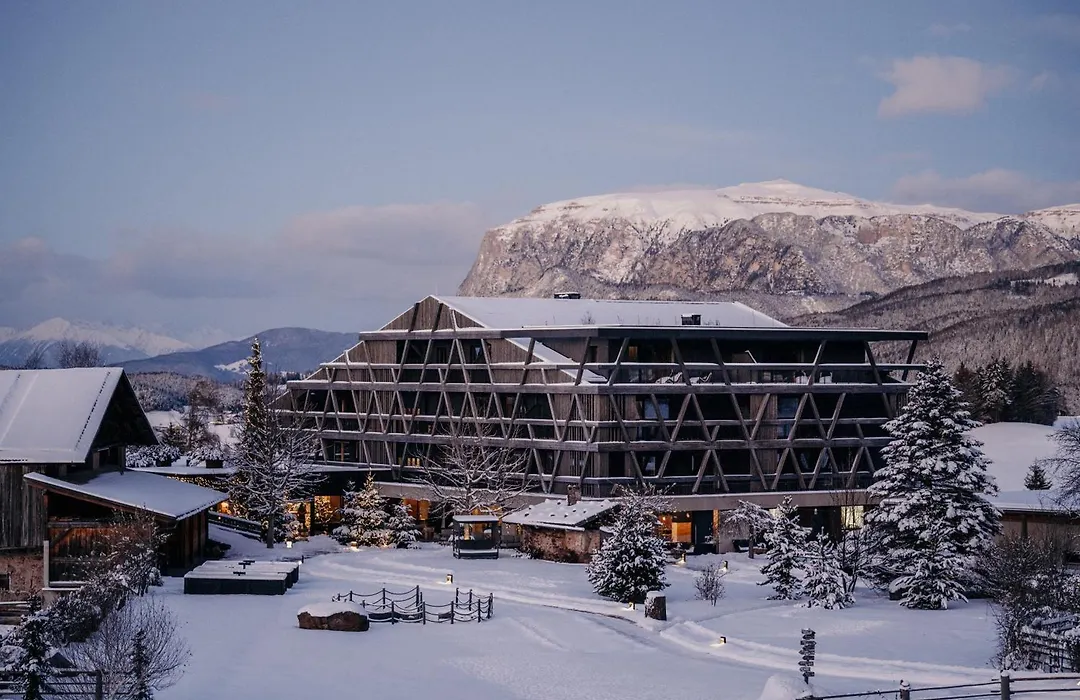 Green Luxury Hotel Pfoesl-1