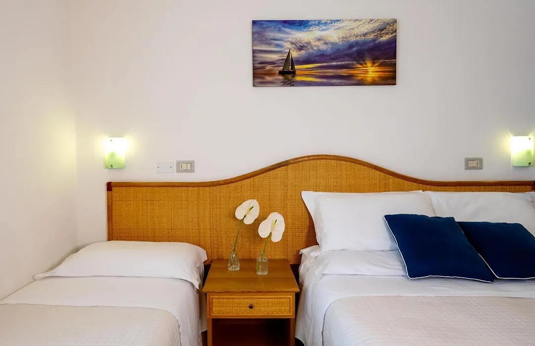 Hotel Capri-1