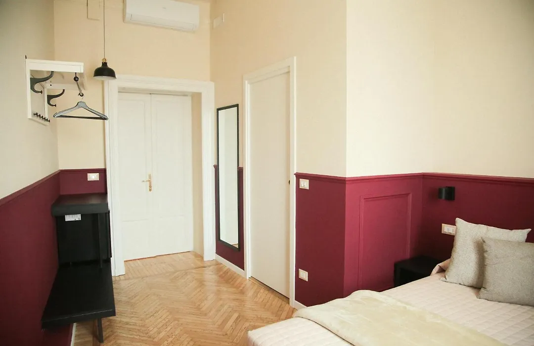 Albergo Garisenda Con Terrazza Panoramica Sulle Due Torri-1