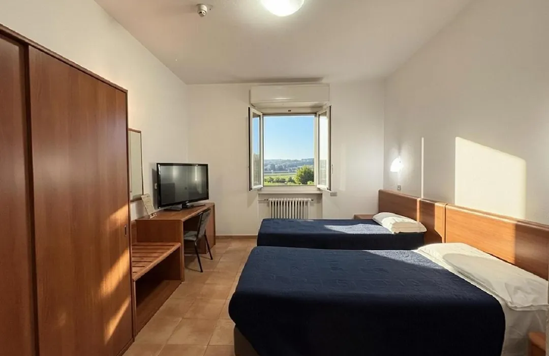 Hotel Serena-1