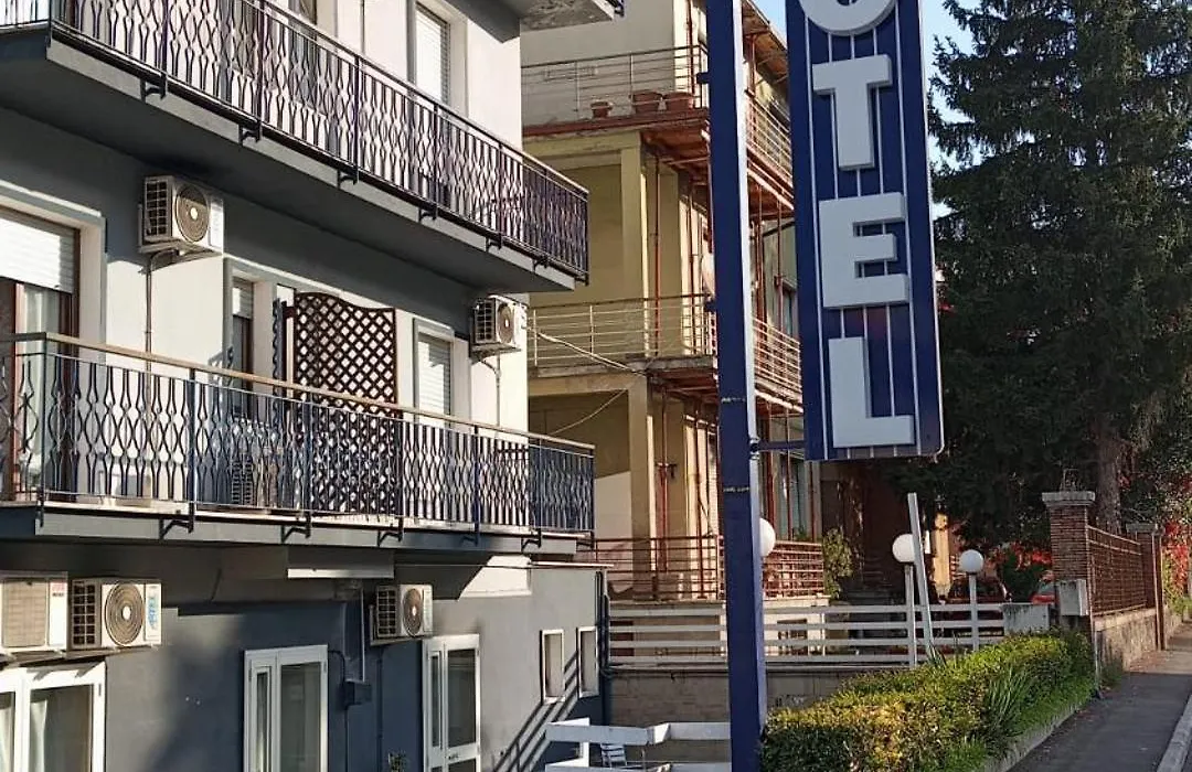 Hotel Blu-1
