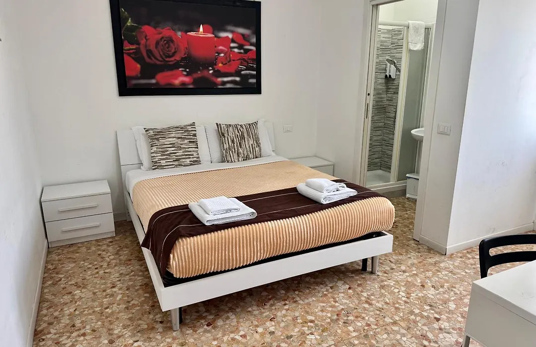 Confortini Rooms Sunday-1