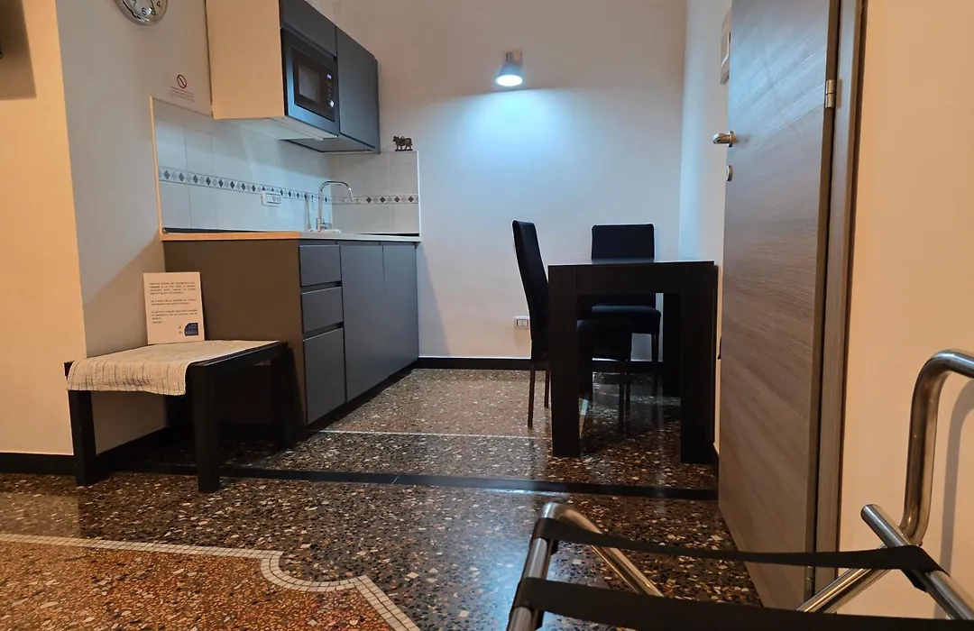 House LeoMar di Sara-1