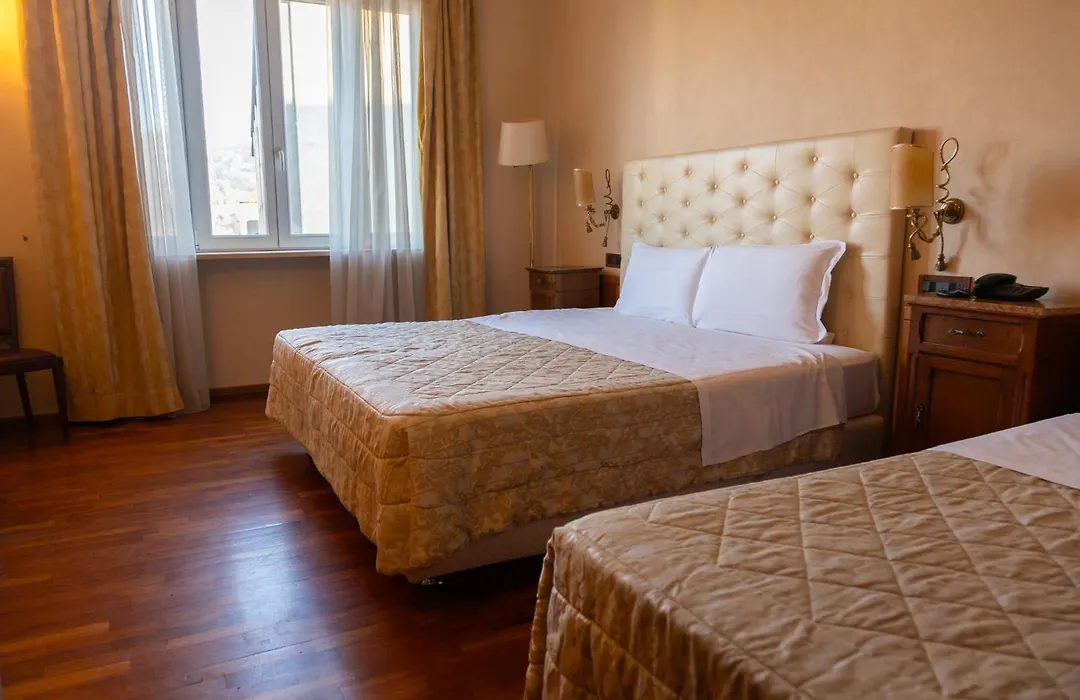 Hotel Continental-1