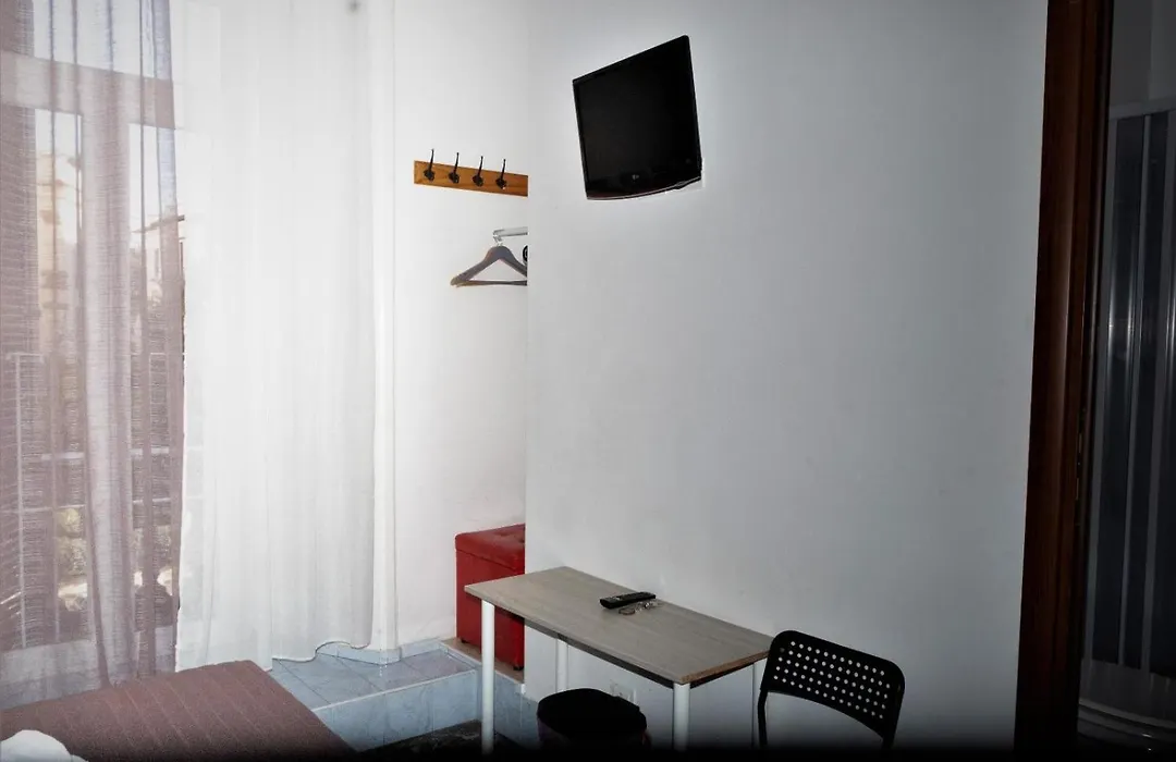 Silton'S Rooms-1