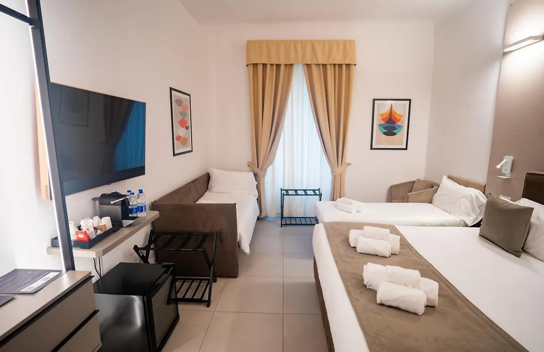 Cicerone'S Luxury Suites-1