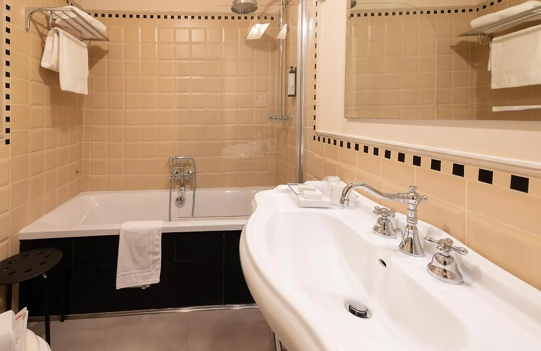 Hotel Patria-1