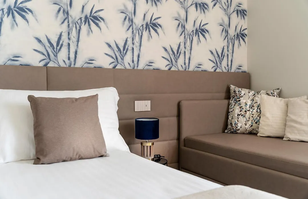 Hotel Lux-1