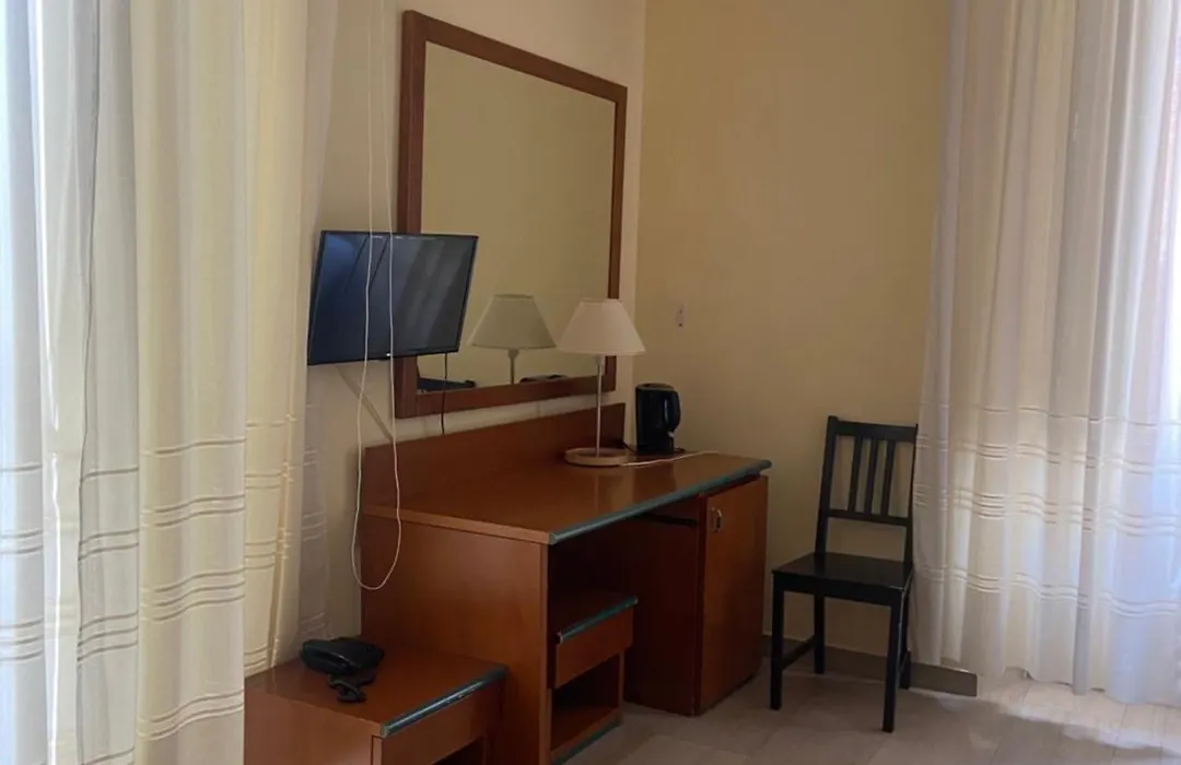 Hotel Center 1-1