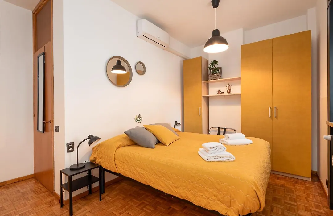 Guesthouse Tree Rooms Industrial-1