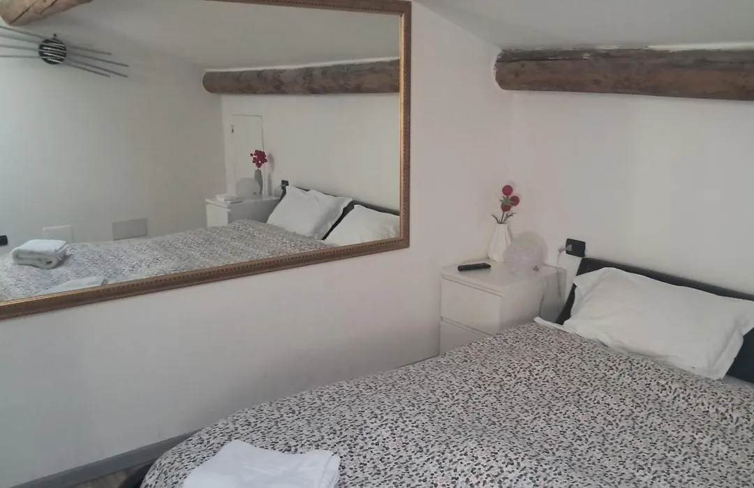 Room In Arena In Fiera-1