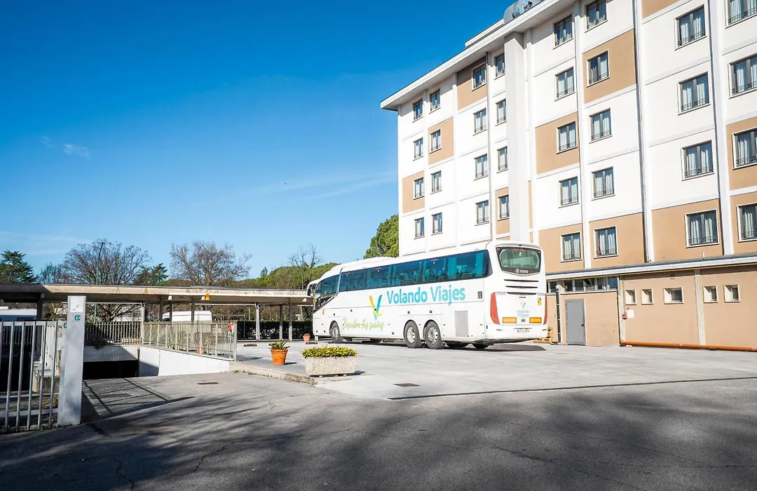 Hotel Albatros-1