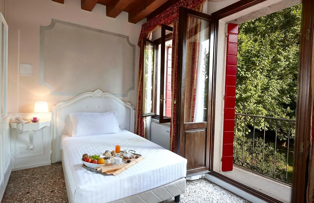 Hotel Villa Patriarca - Buongiorno! Hotels-1