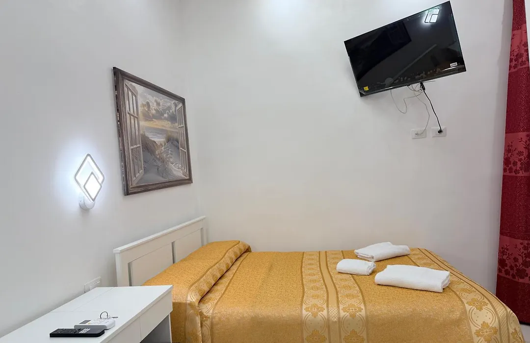 Hotel Eurorooms-1