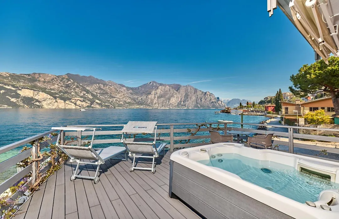 Hotel Castello Lake Front-1