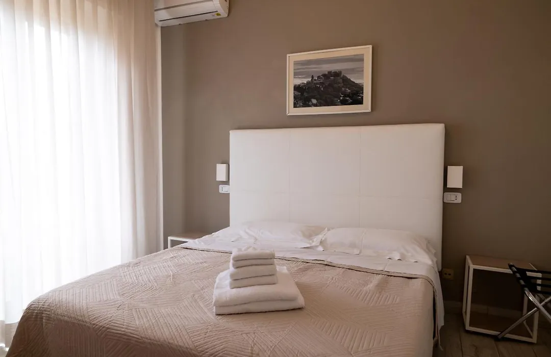 Hotel Mirella-1