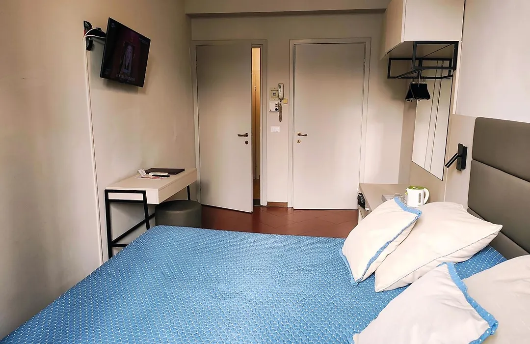 Hotel Tourist House-1