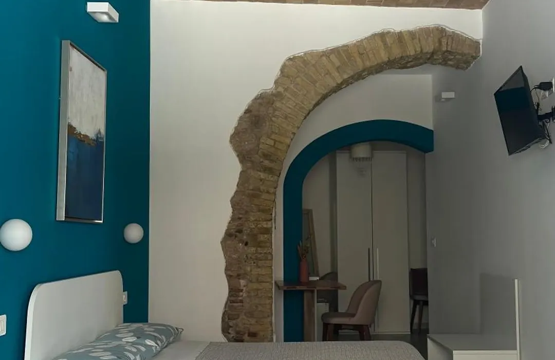 Barbarossa Sea Room-1