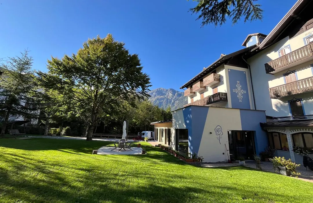 Hotel Alle Rose Family Inspired Garden And Spa-1
