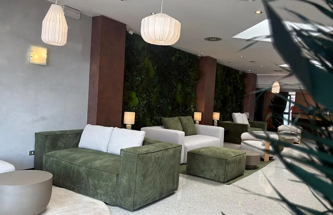 Hotel Junior By Oasigroup Hotels-1