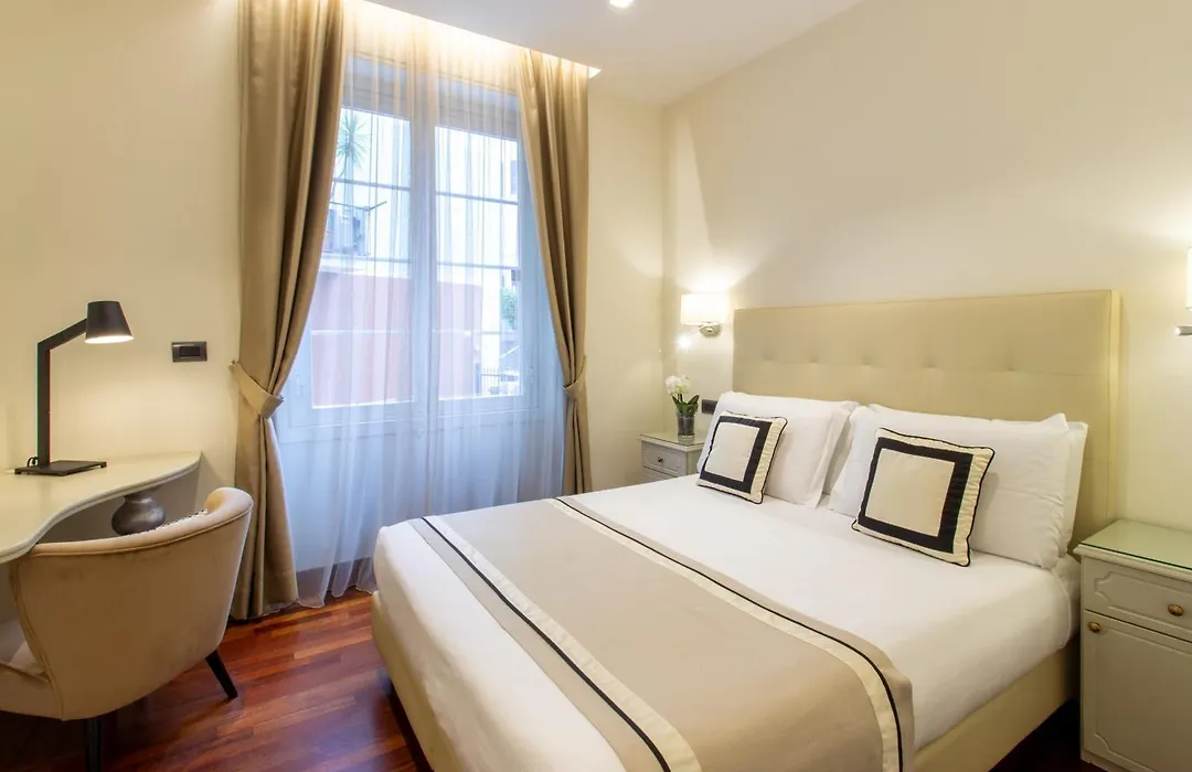 Hotel Jolanda-1