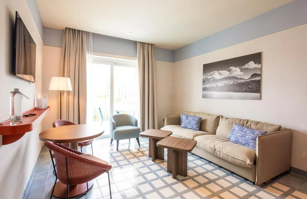 Hotel Plaza-1