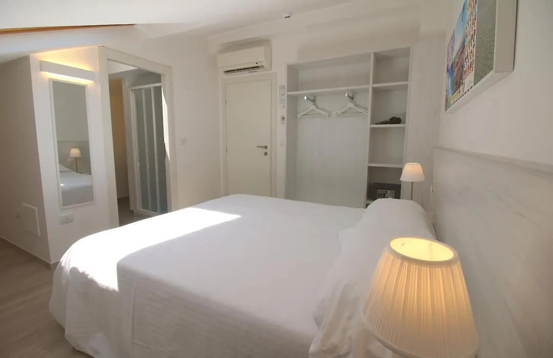 Maree Hotel Cesenatico-1