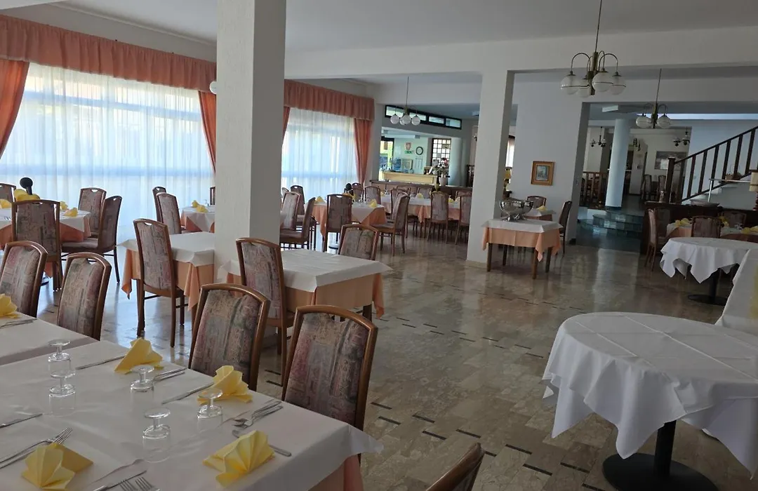Hotel Svizzero-1
