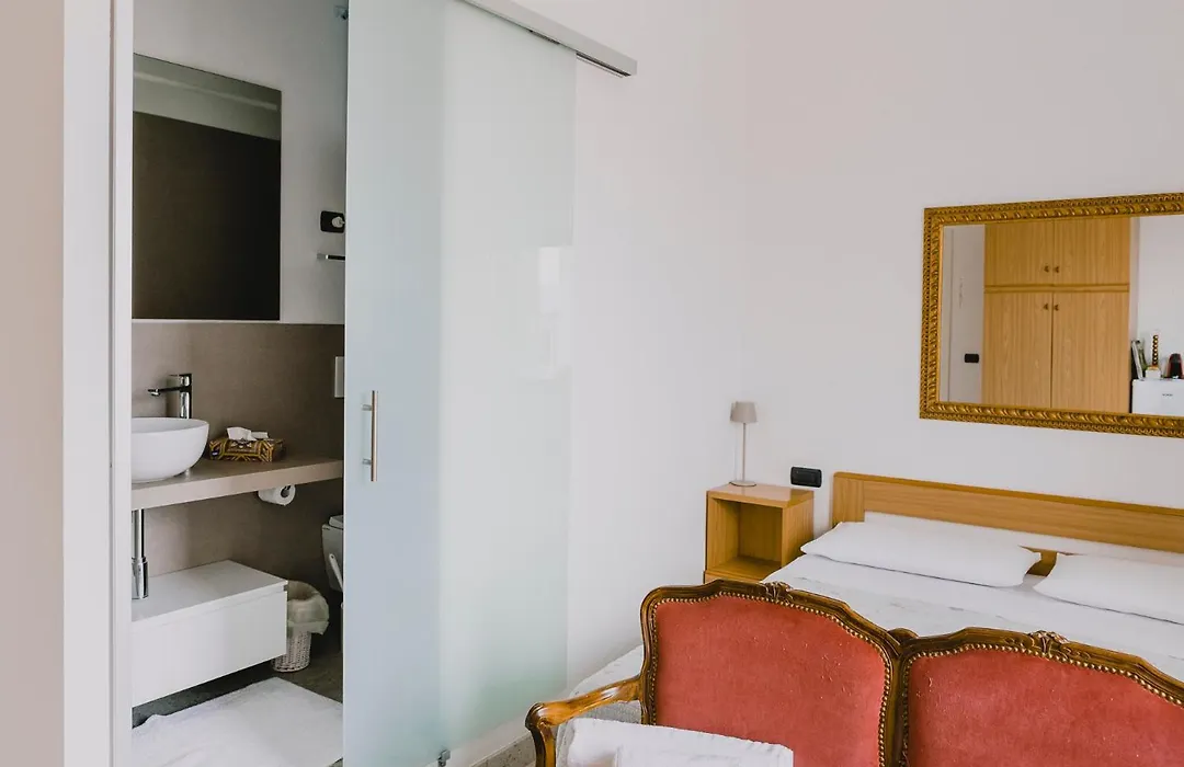 Casa Ginev Room & Apartments-1