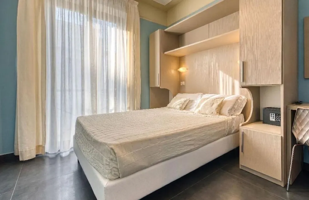 Hotel Augustus-1