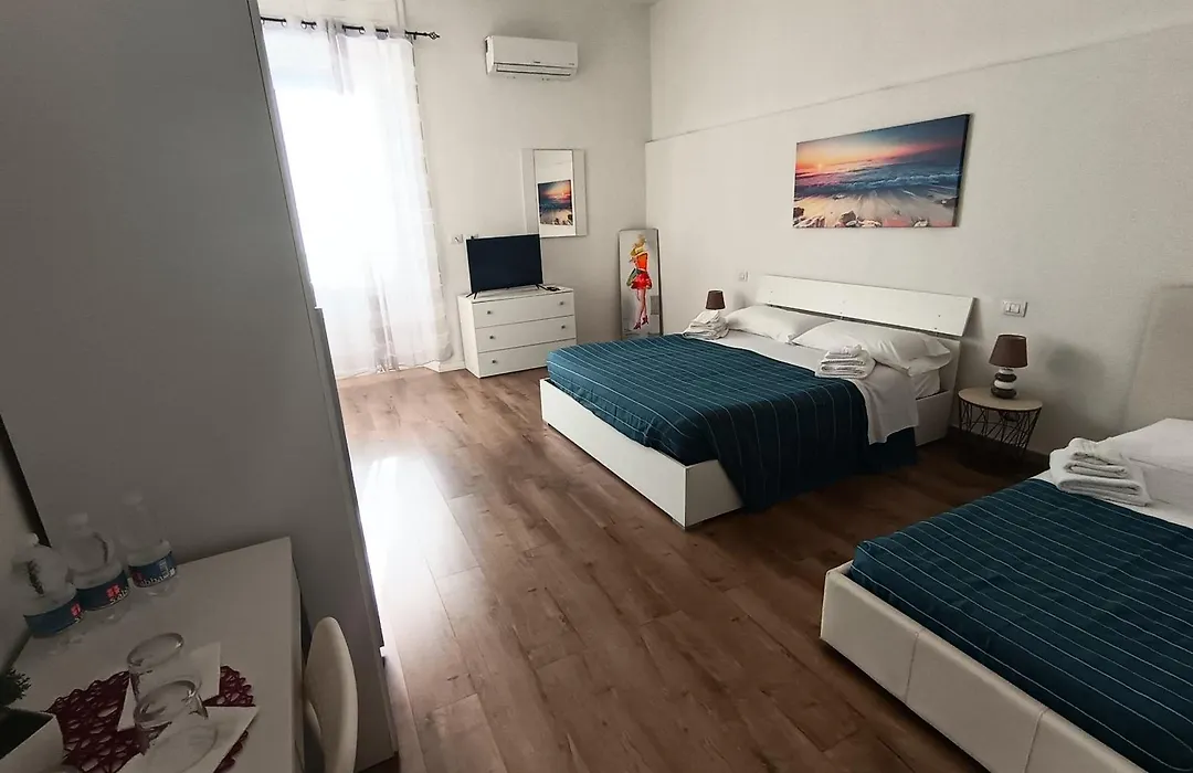 Mani Rooms Villanova-1