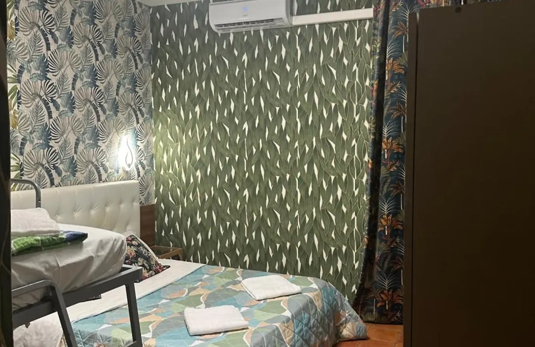 Magenta Roma House-1