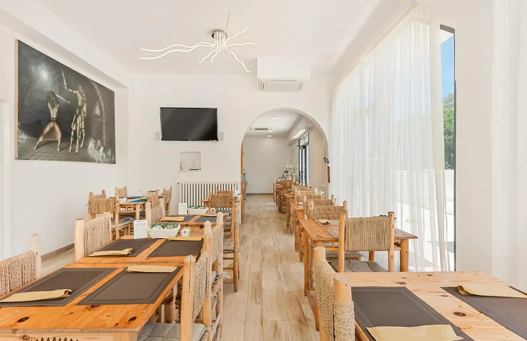 Hotel La Perla-1
