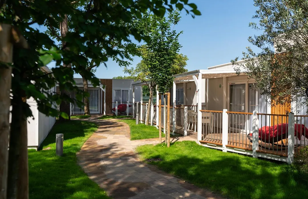 Camping Village Garden Paradiso-1
