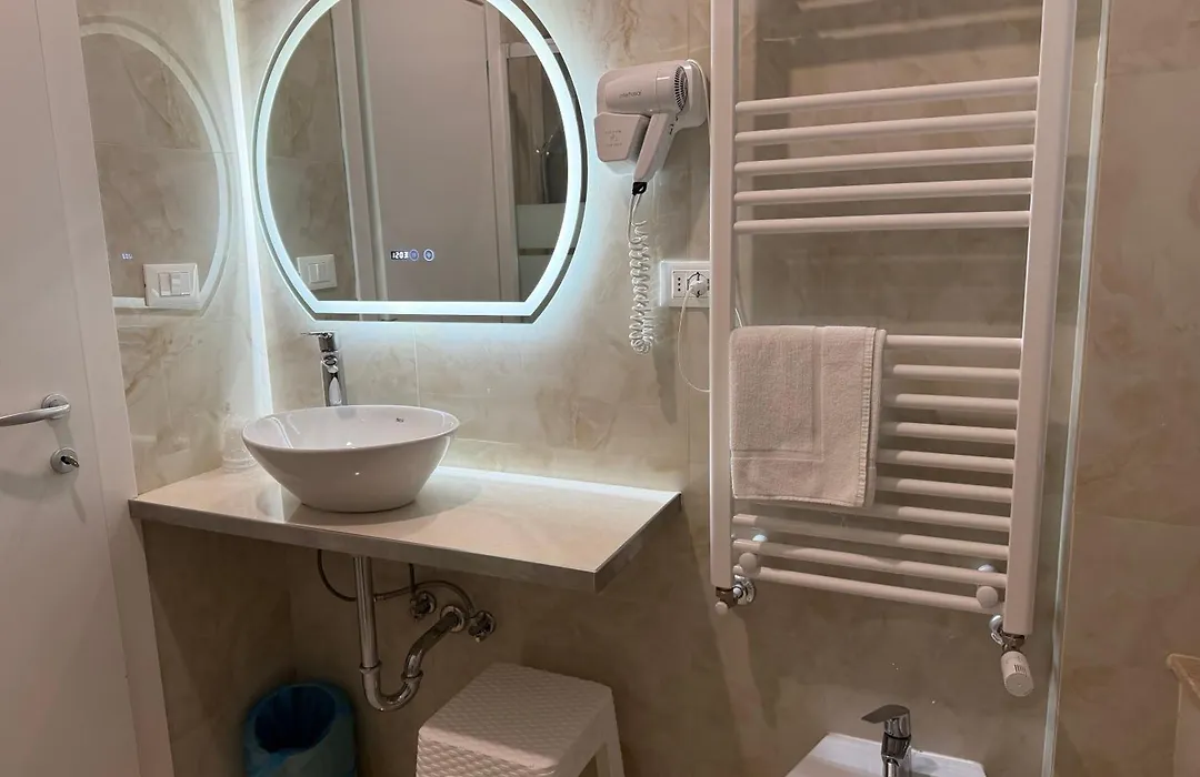 New Alexander Hotel-1