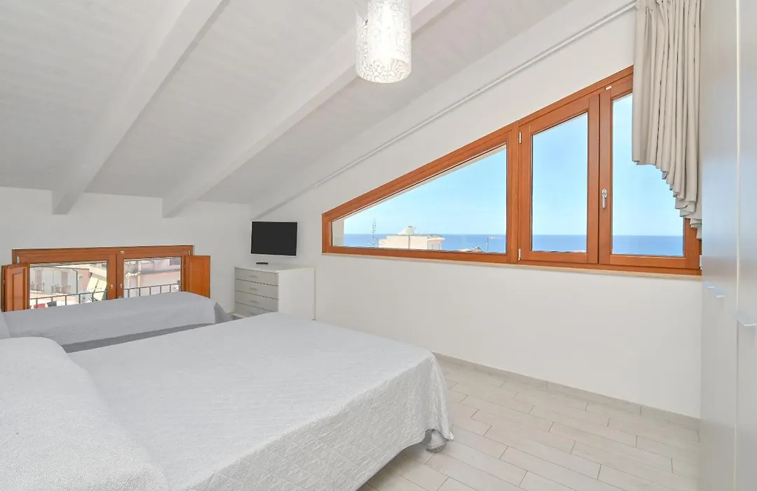 Odissea Residence e Rooms-1
