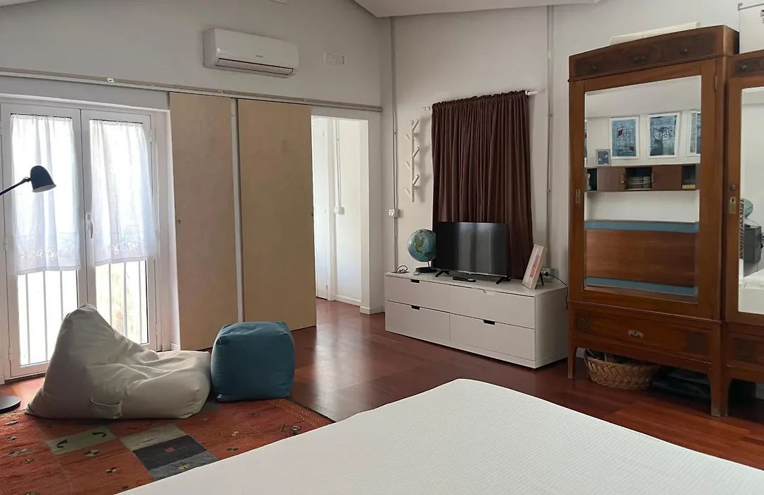 Tricora Sicilian B&B-1