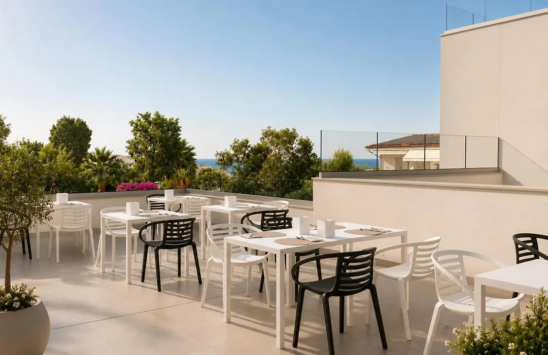 Hotel Tirreno-1