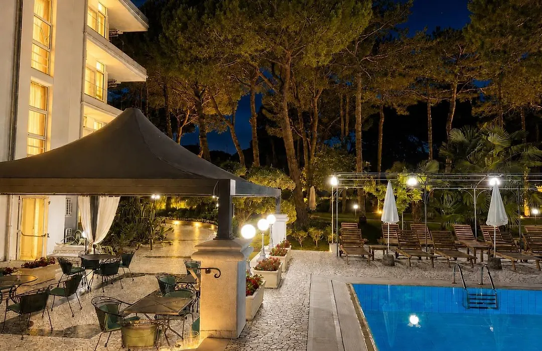 Hotel Greif-1